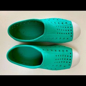 Girls Teal Mint Jefferson Native Shoes J2